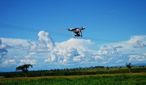  Conheça 15 usos de drones na agricultura e na pecuária